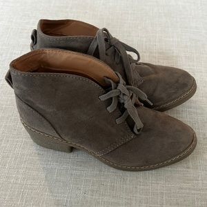 Target never worn lace up boots